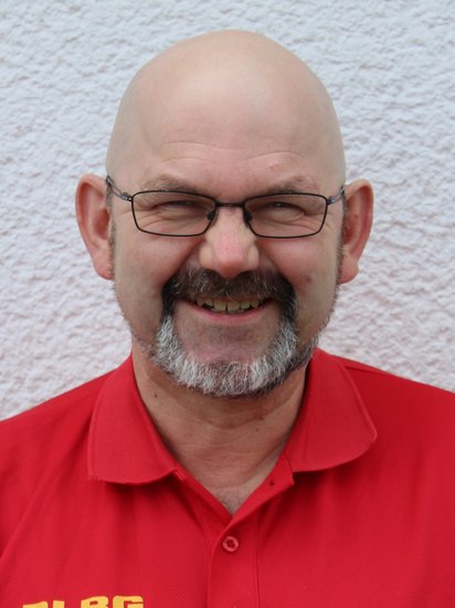 Schatzmeister: Jörg Scherer