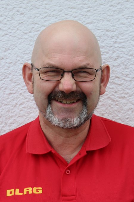 Schatzmeister: Jörg Scherer
